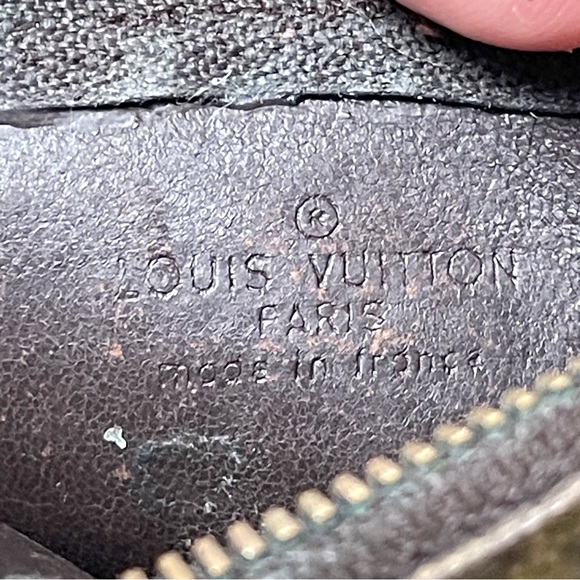 Louis Vuitton brown monogram canvas small keychain zip pouch - Picture 10 of 11